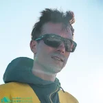 عینک کوهنوردی جولبو JULBO مدل SHIELD لنز REACTIV 0-4 HC - برند فرانسوی اورجینال - فتوکرومیک